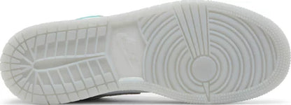 Nike Grade School Womens Air Jordan 1 Low SE Sneakers - 'New Emerald'