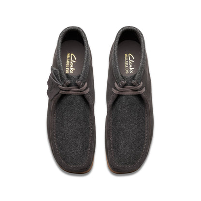 Clarks Wallabee EVO Boot 26183994 Mens Gray Suede Lace Up Chukkas Boots
