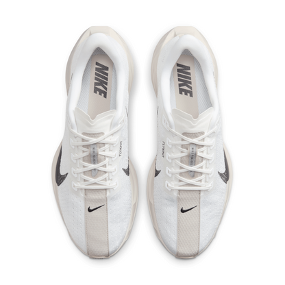 Pegasus Plus Men's :White | Sail