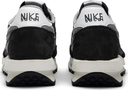 Nike Mens Sacai x LDWaffle Sneakers - 'Black'