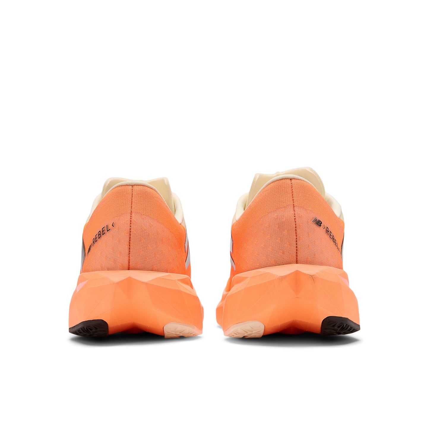 FuelCell Rebel v4 Men's :Hot Mango | Angora