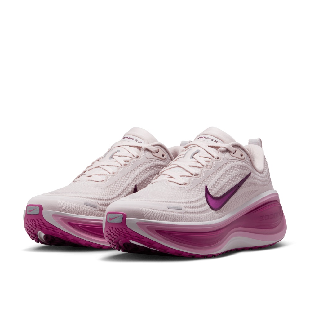 Vomero Plus Women's :Silt Red | Bordeaux