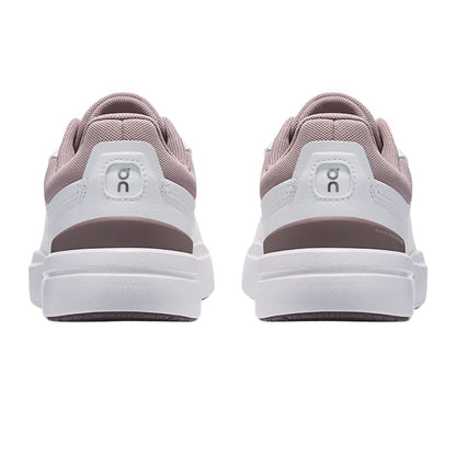 The Roger Advantage 1 Women's :White | Heron